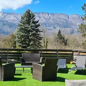 Au Bout Du Lac D'annecy , Doussard France