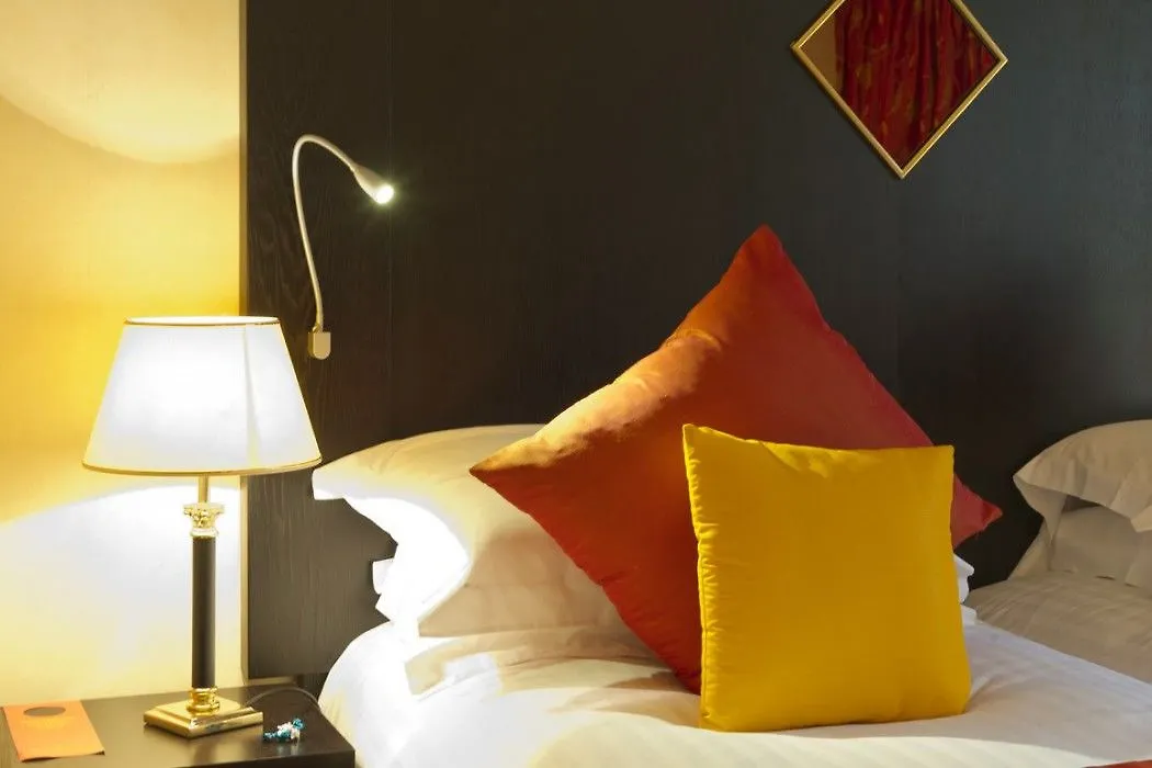 Hotel Nice Riviera 4*,